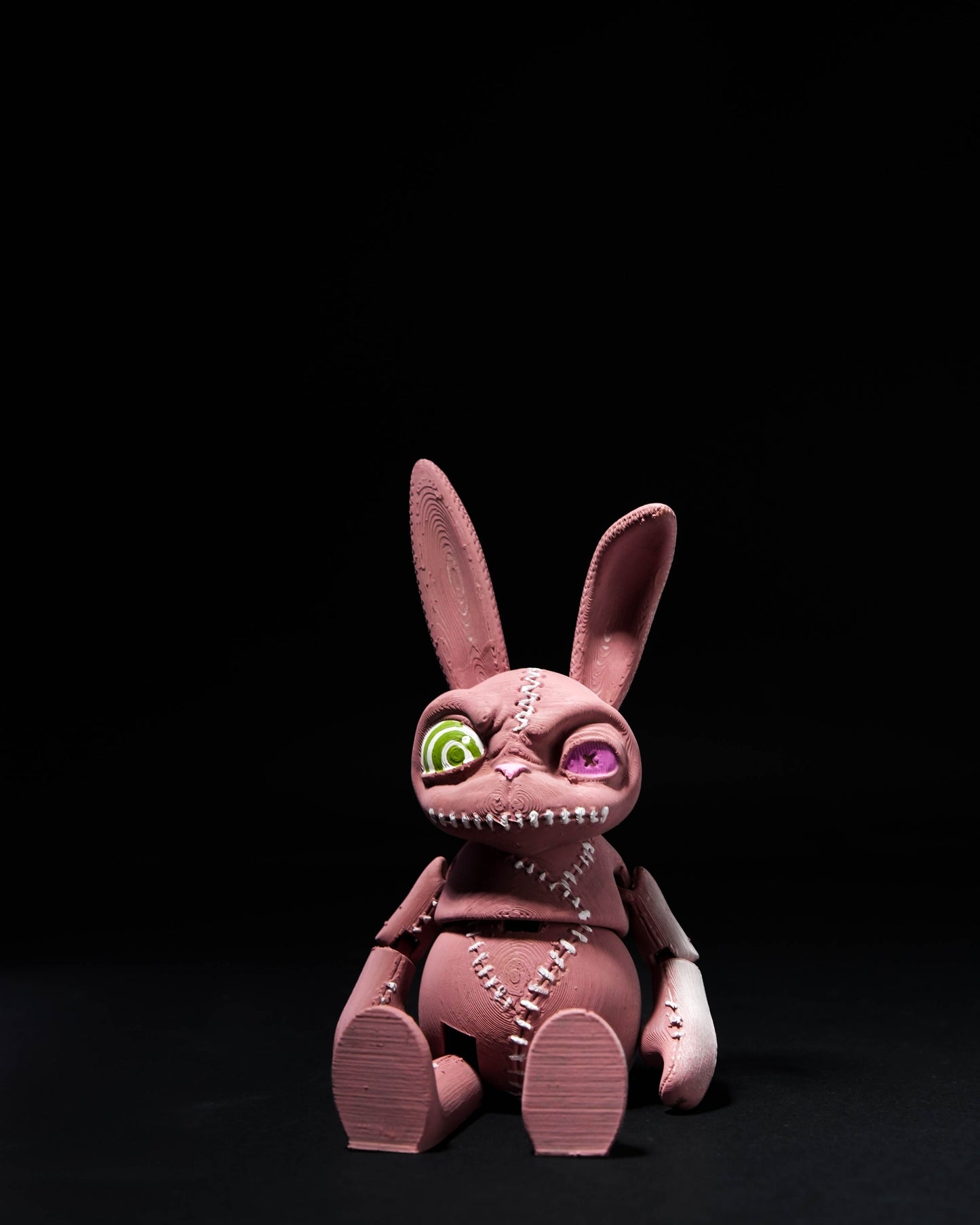 Donnie - Articulated Creepy Bunny (Gray)