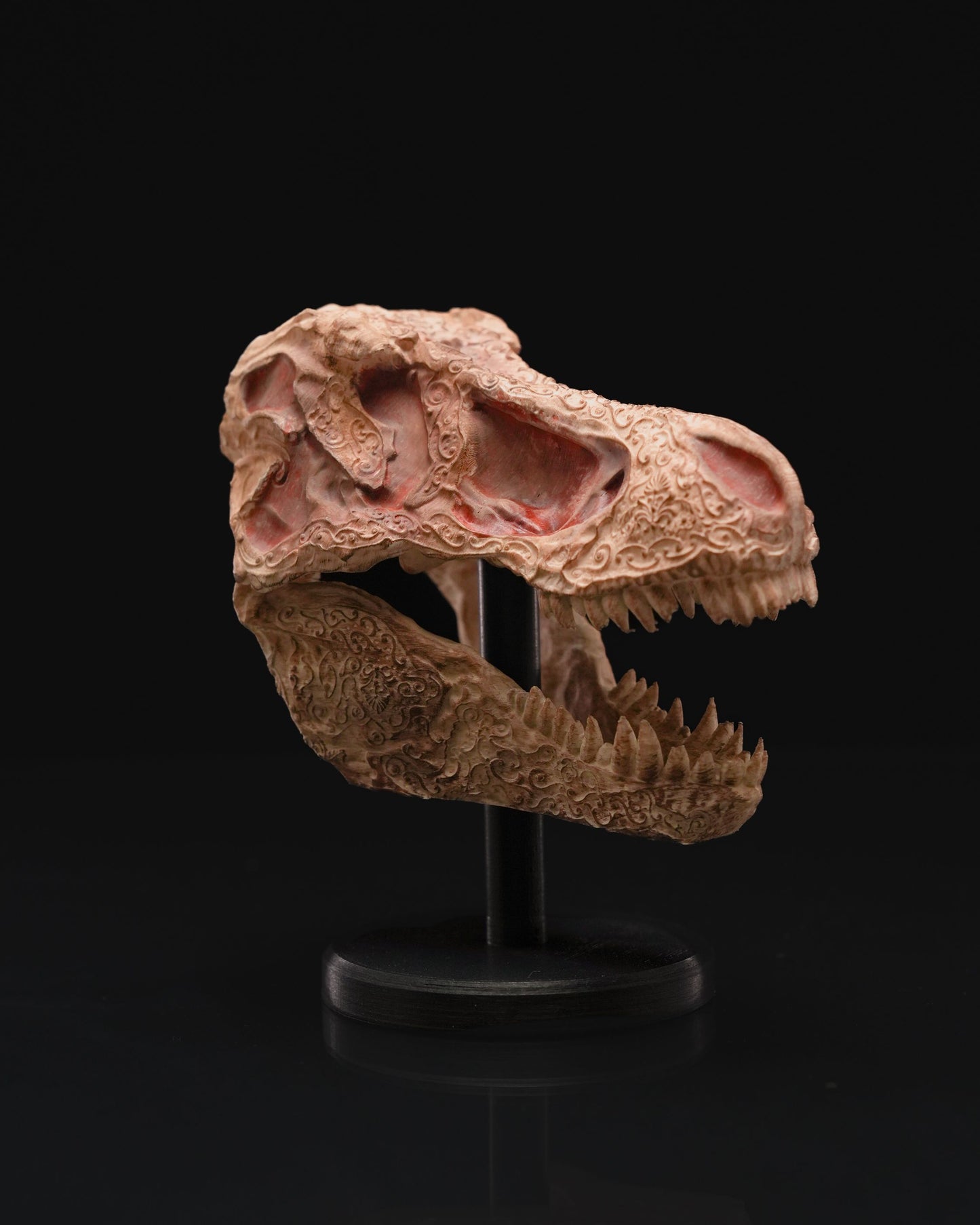 Carved T-Rex Skull (Gray)